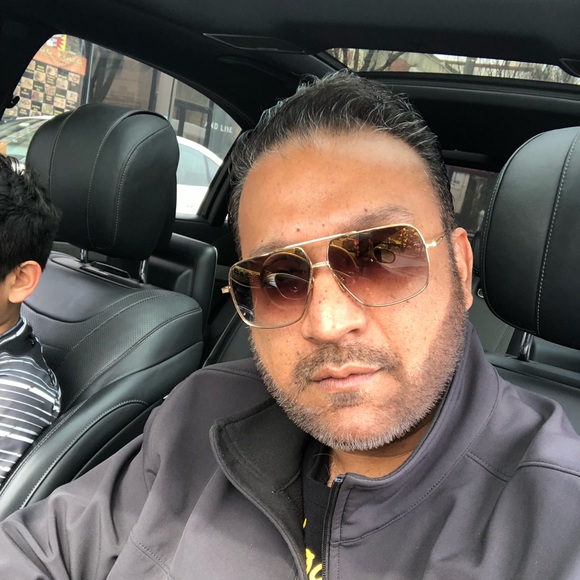 Meet your Posher, Shah - Picture 1 of 1